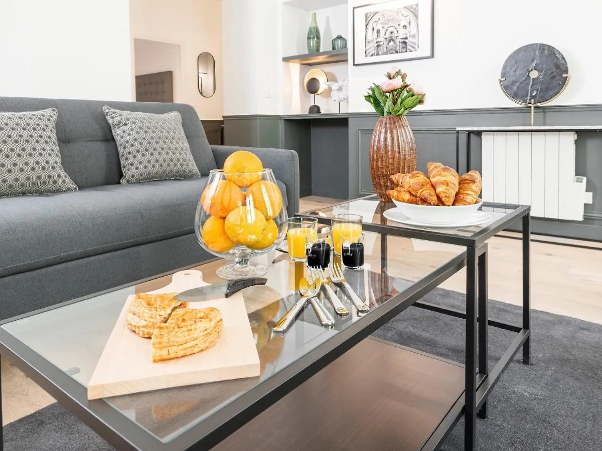 Livinparis - Luxury 3 Bedrooms Opera I 0*, Paris França