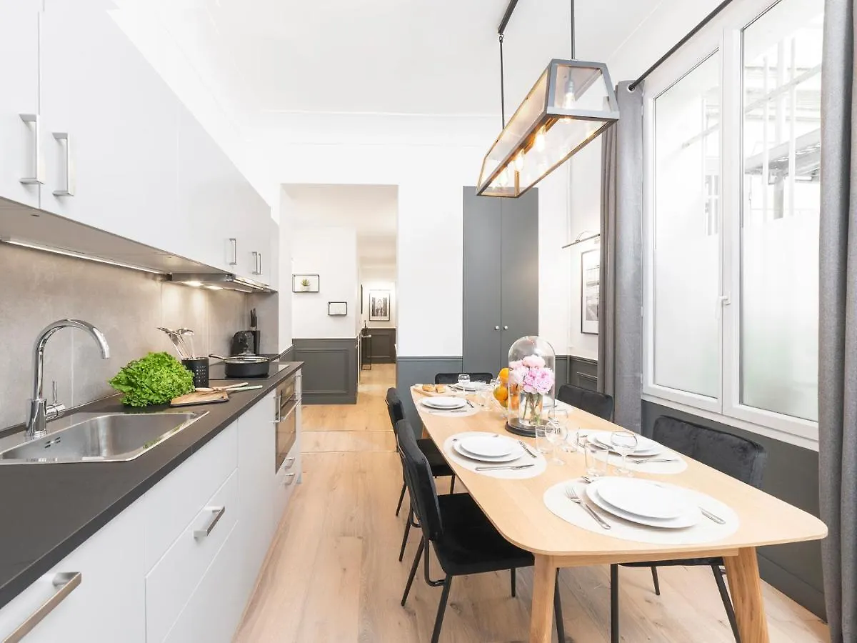 Livinparis - Luxury 3 Bedrooms Opera I 0*, Paris França